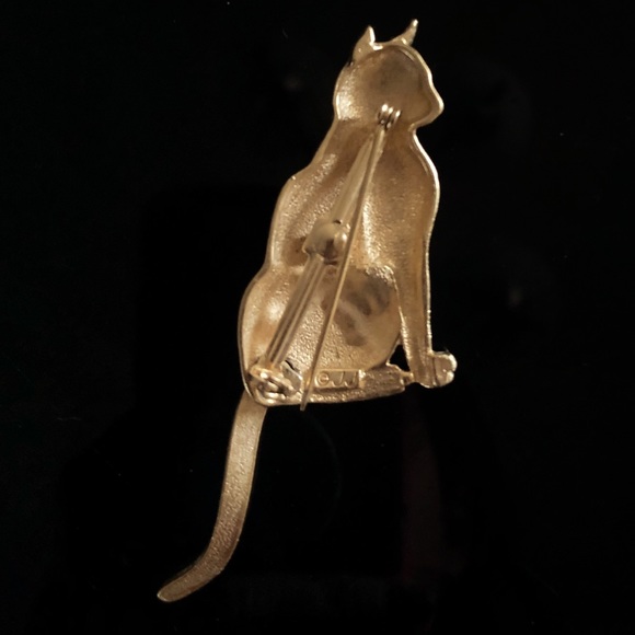 JJ Brushed Goldtone Cat With Movable Tail Brooch - Picture 4 of 5